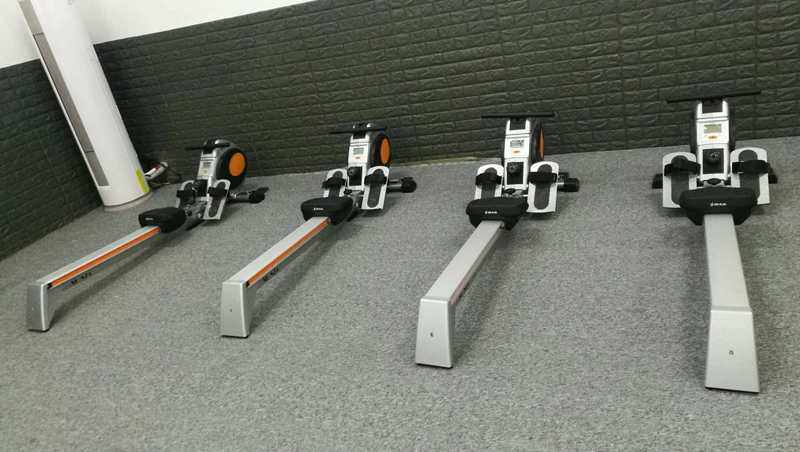 单位健身房器材